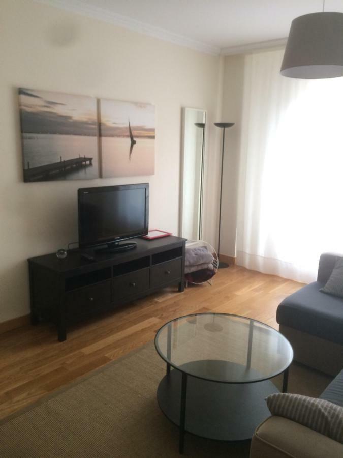 Con Terraza Y Jardin En Appartement Bakio