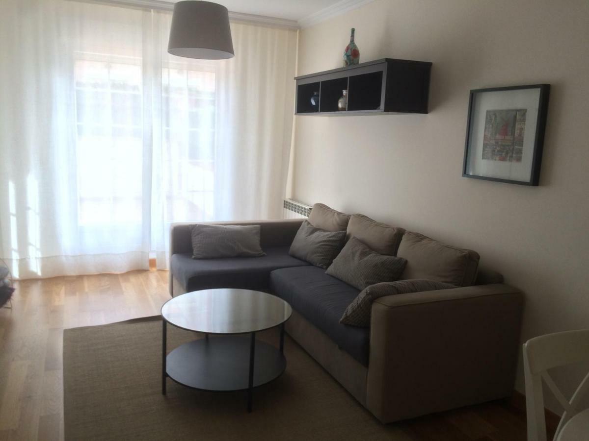 Con Terraza Y Jardin En Bakio