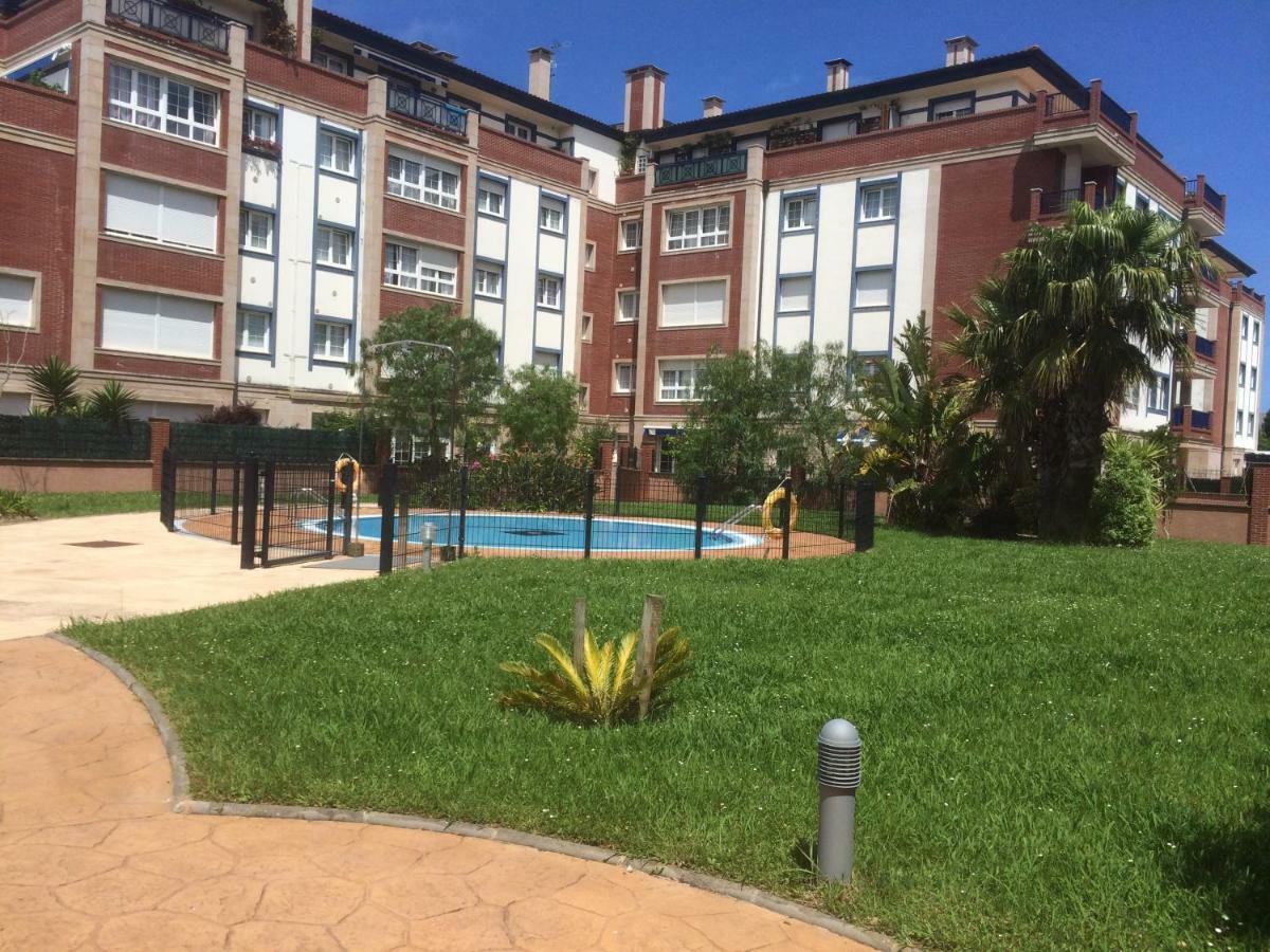 Con Terraza Y Jardin En Appartement Bakio